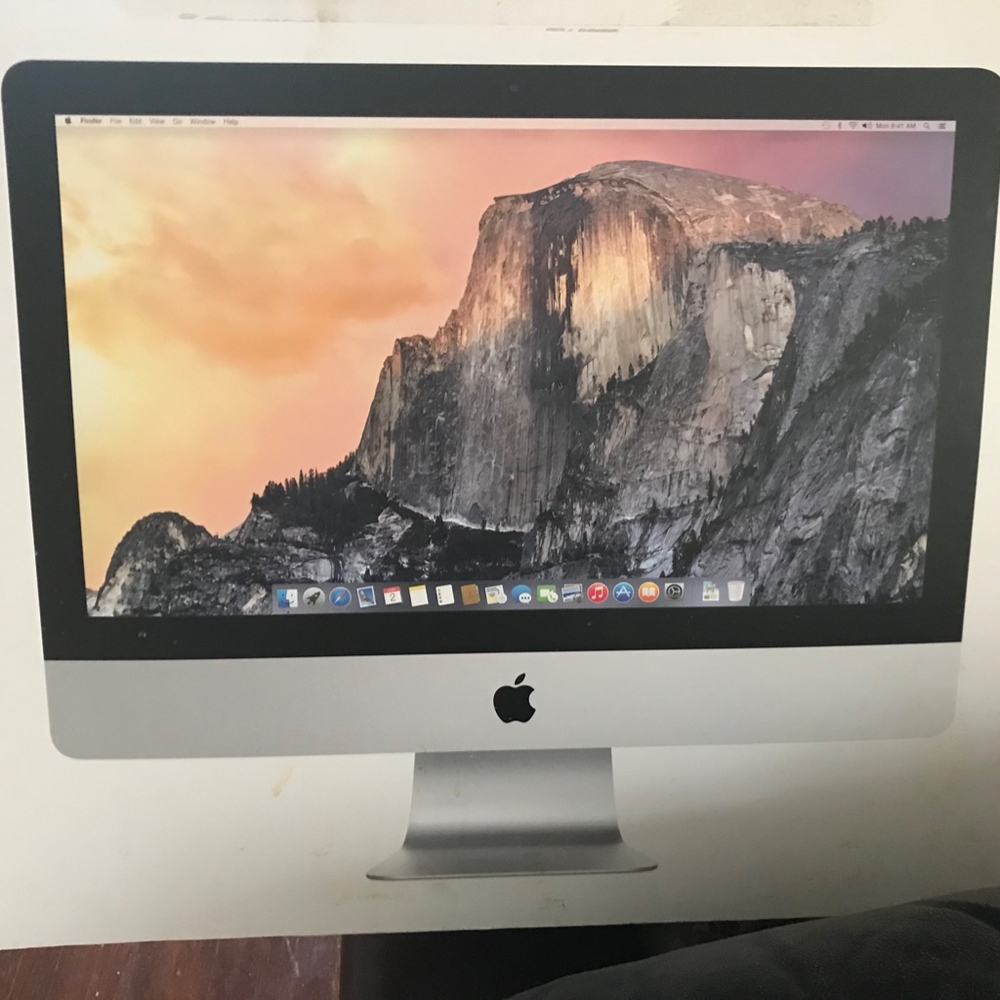 Meet your Posher, Sharon.